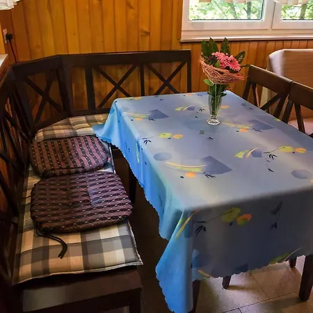 Kleinhaus Am Rande Des Waldes Apartment Kranj